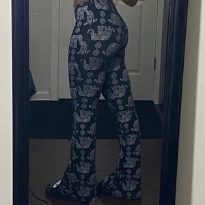 Elephant yoga pants